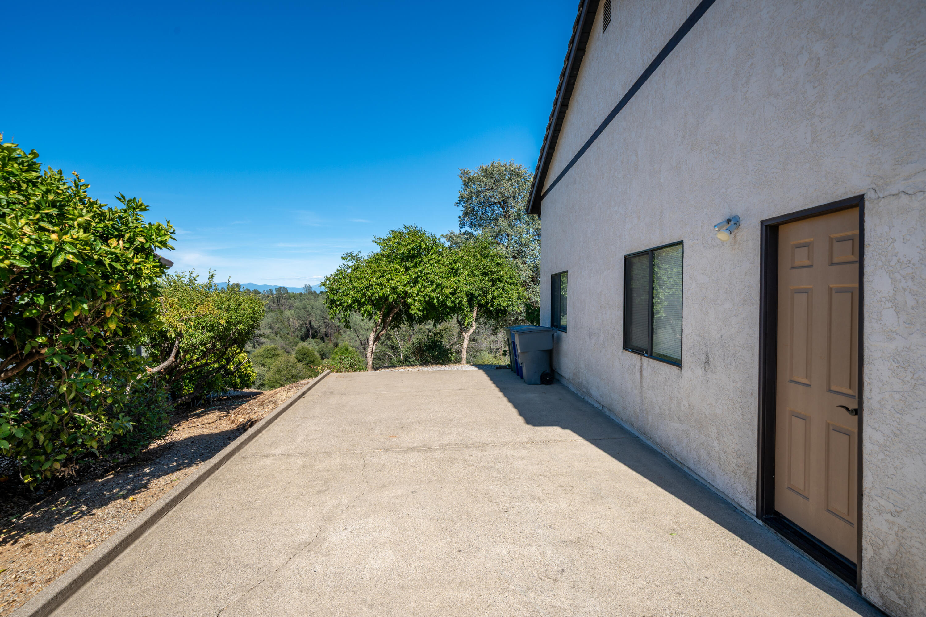 main property photo 58