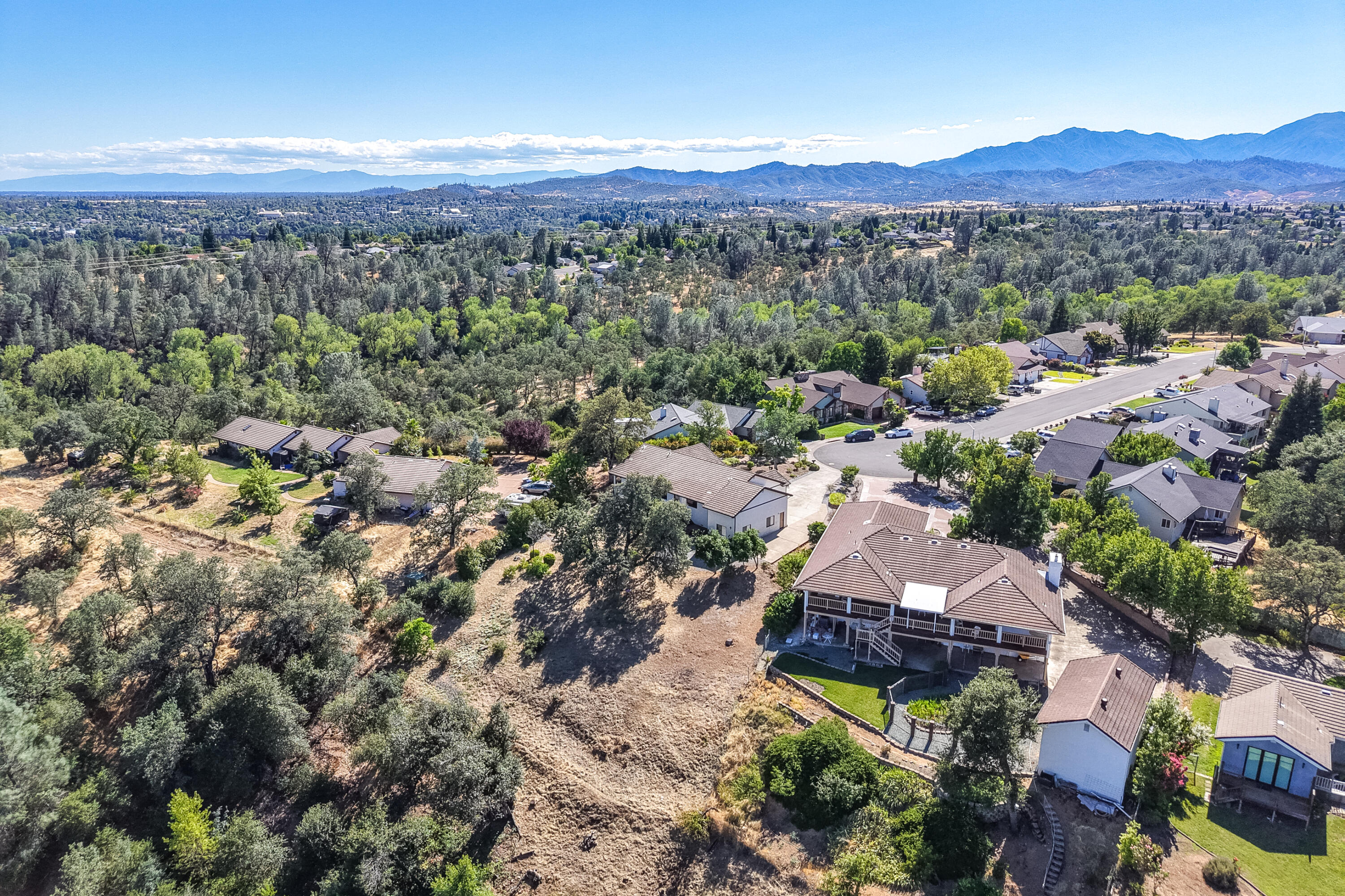 main property photo 76