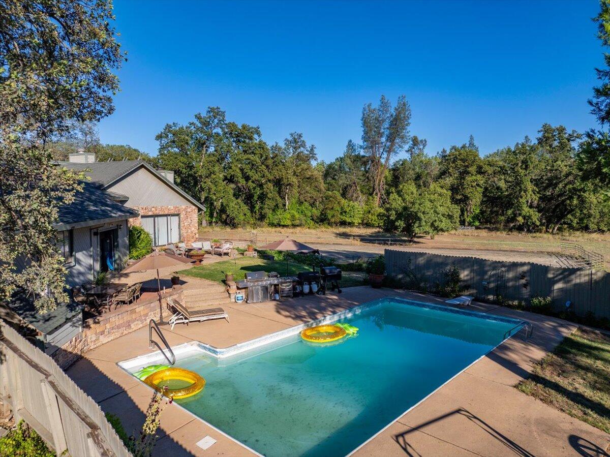 main property photo 60