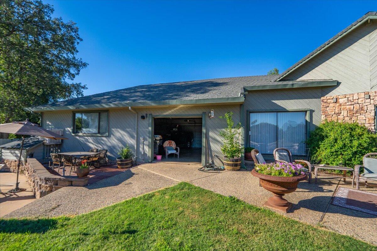 main property photo 75
