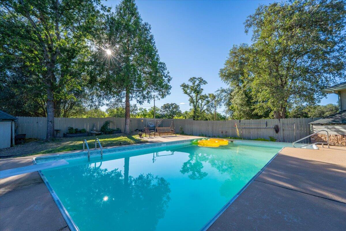 main property photo 80