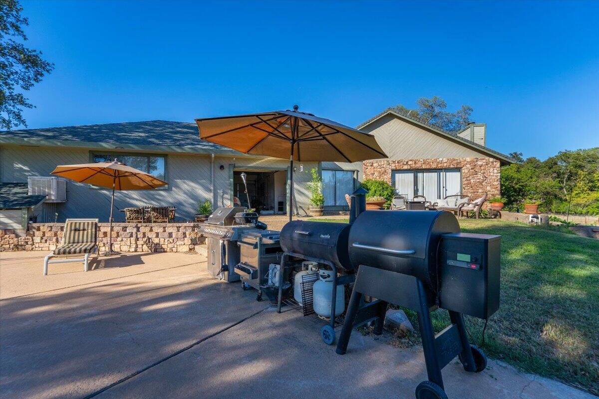 main property photo 81