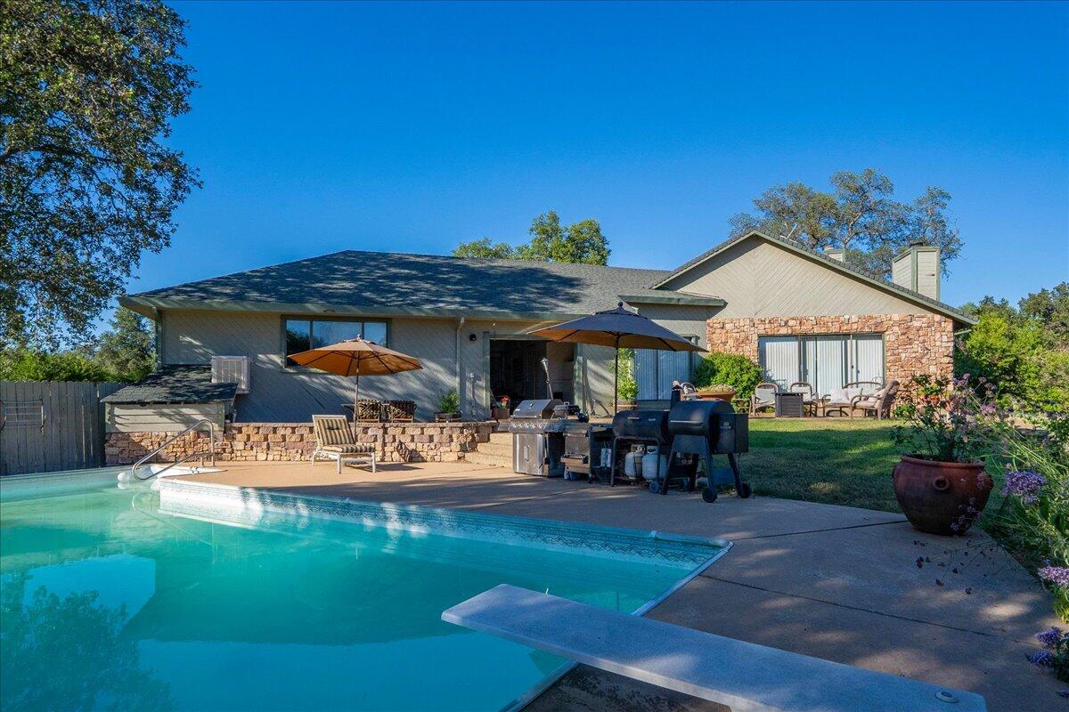 main property photo 88