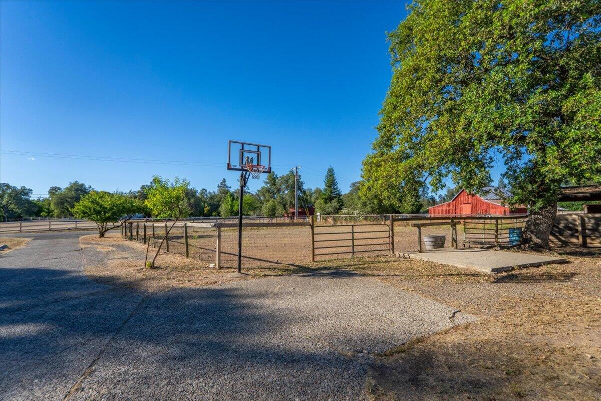 main property photo 99
