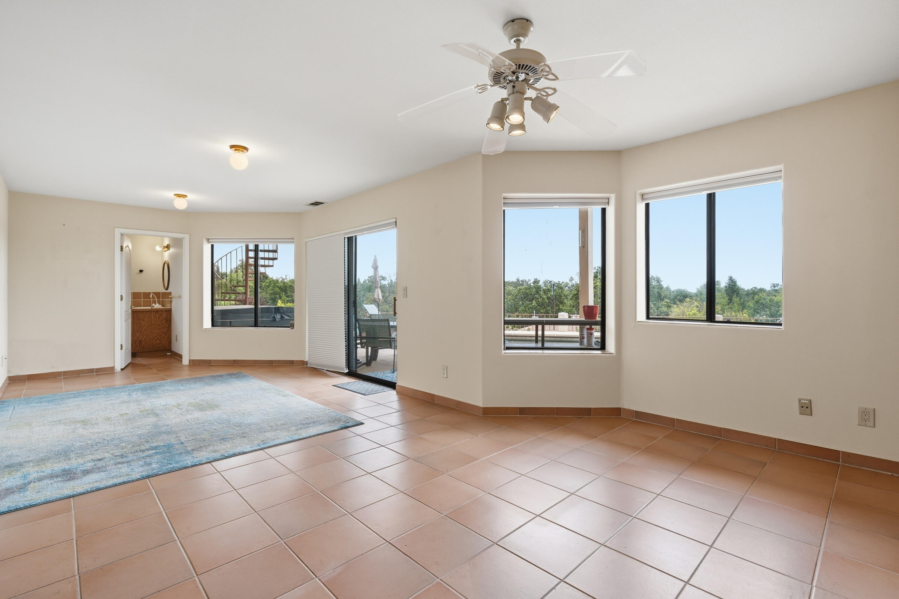 main property photo 48