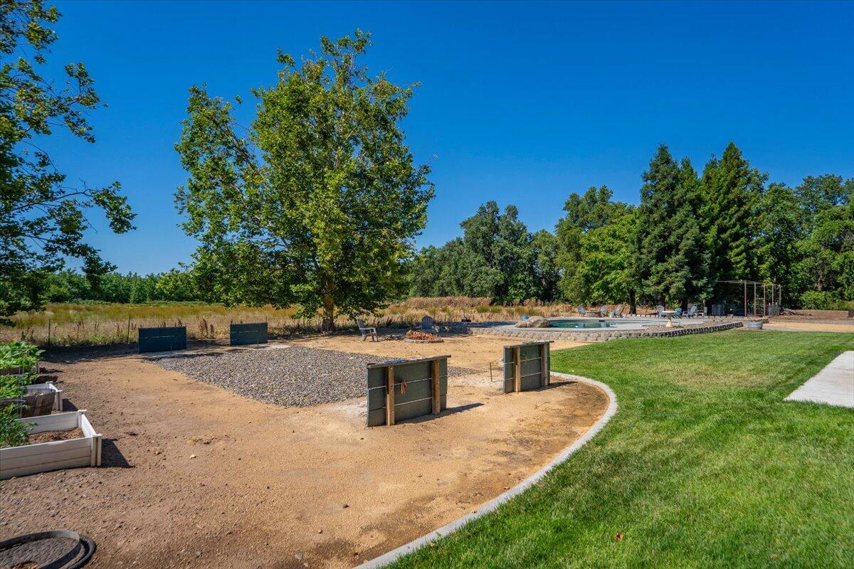 main property photo 110