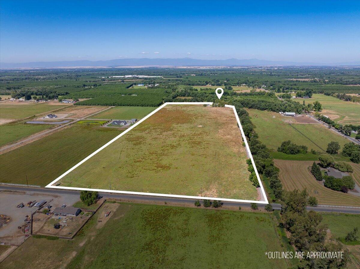 main property photo 16