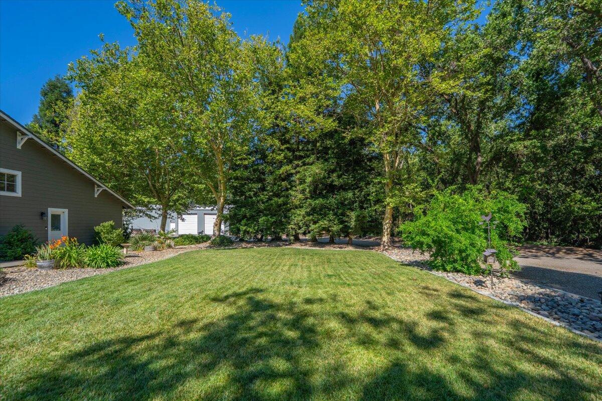 main property photo 76
