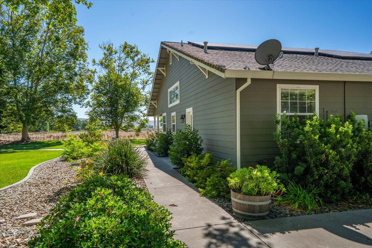 main property photo 83