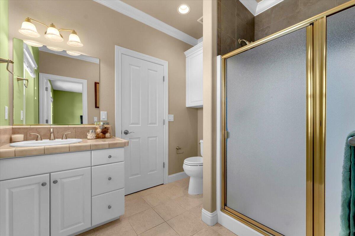 main property photo 59