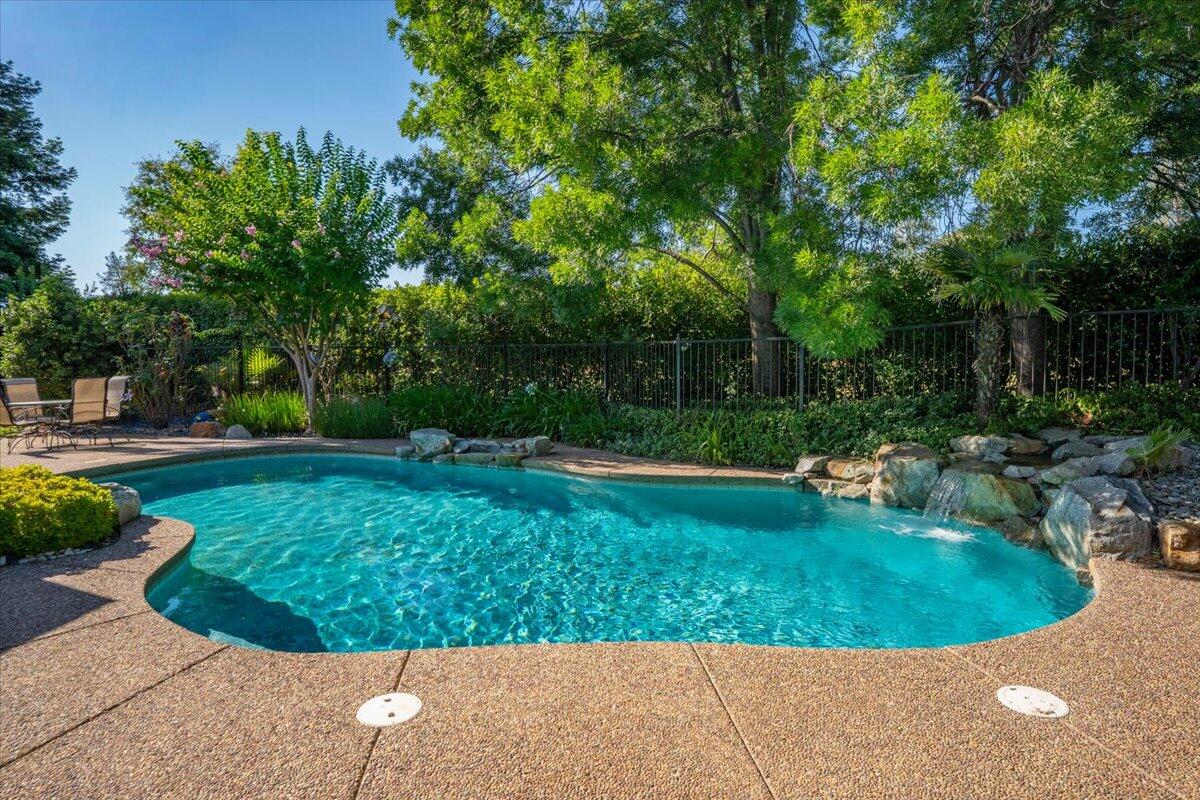 main property photo 71