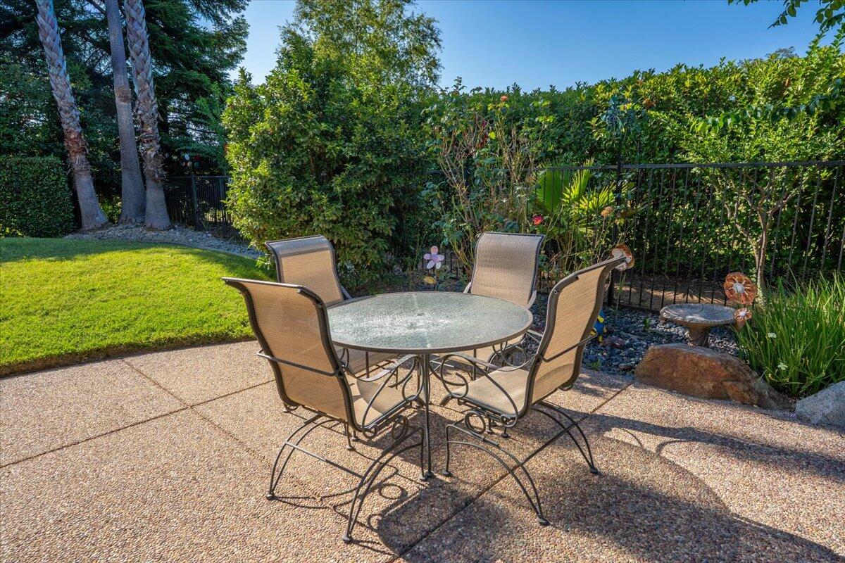 main property photo 76