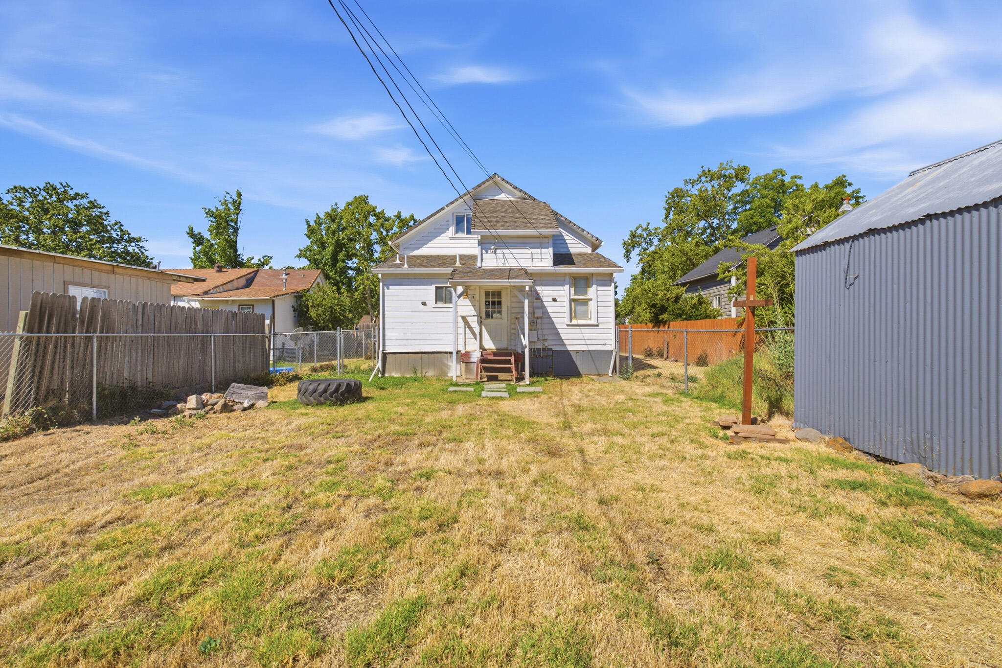 main property photo 26