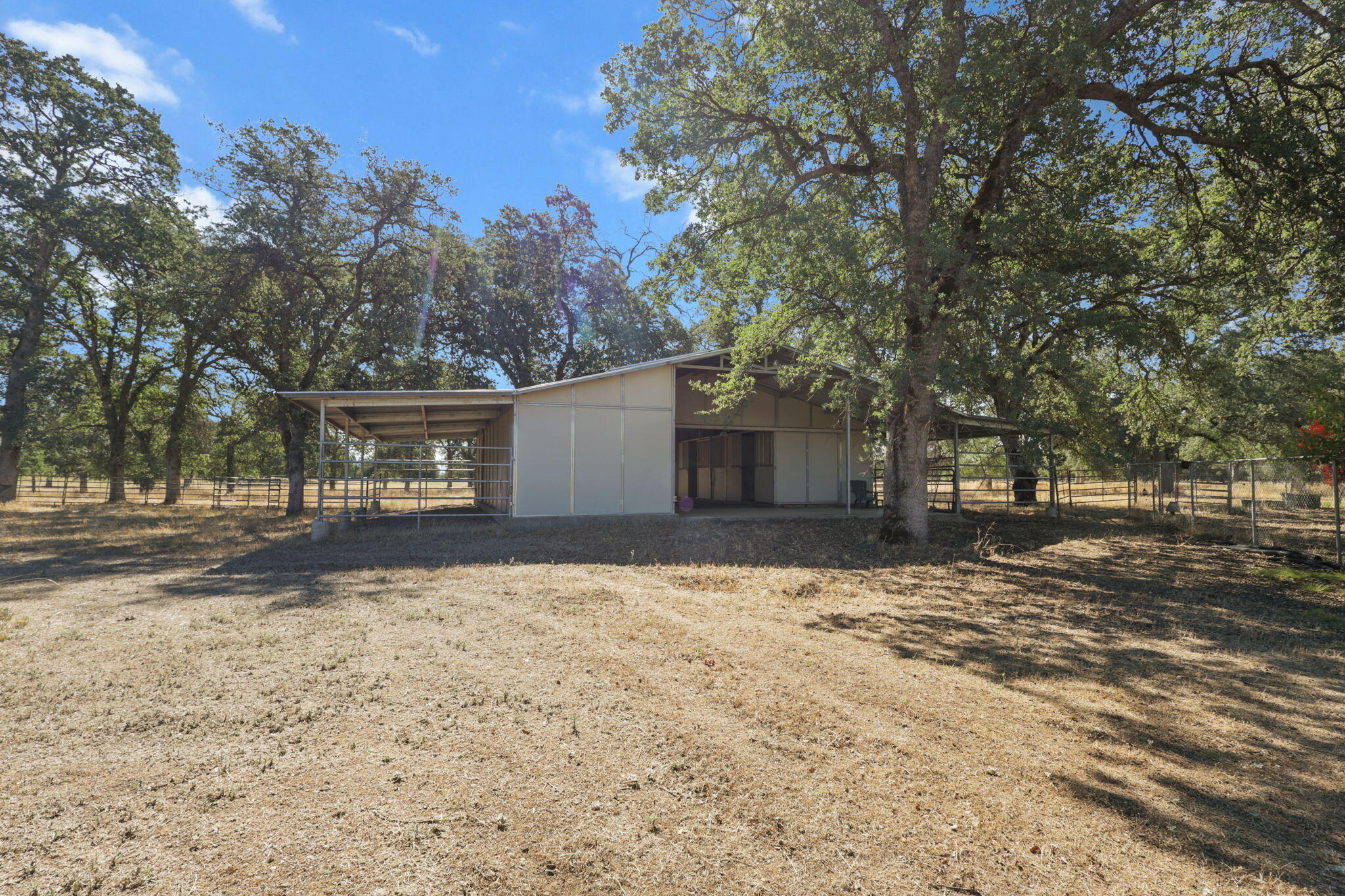 main property photo 43