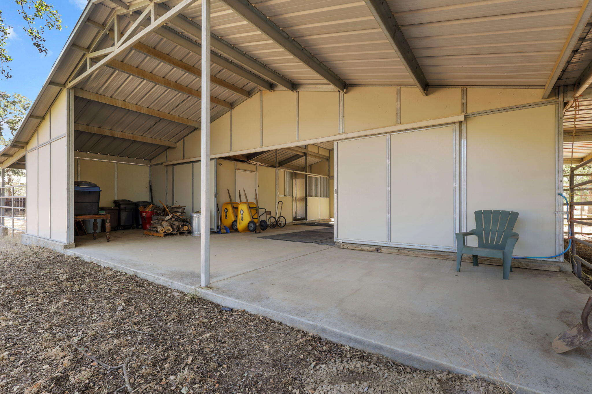 main property photo 44