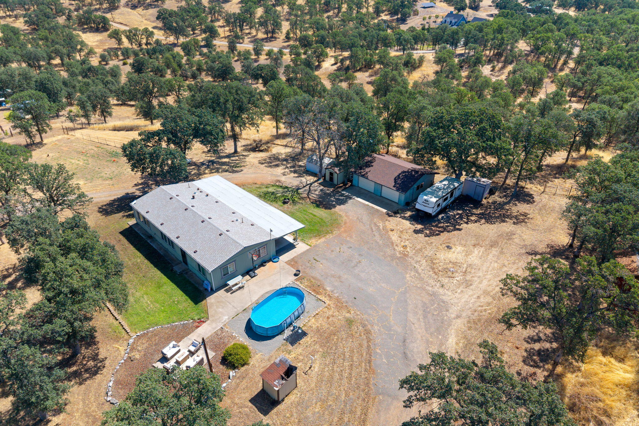 main property photo 36
