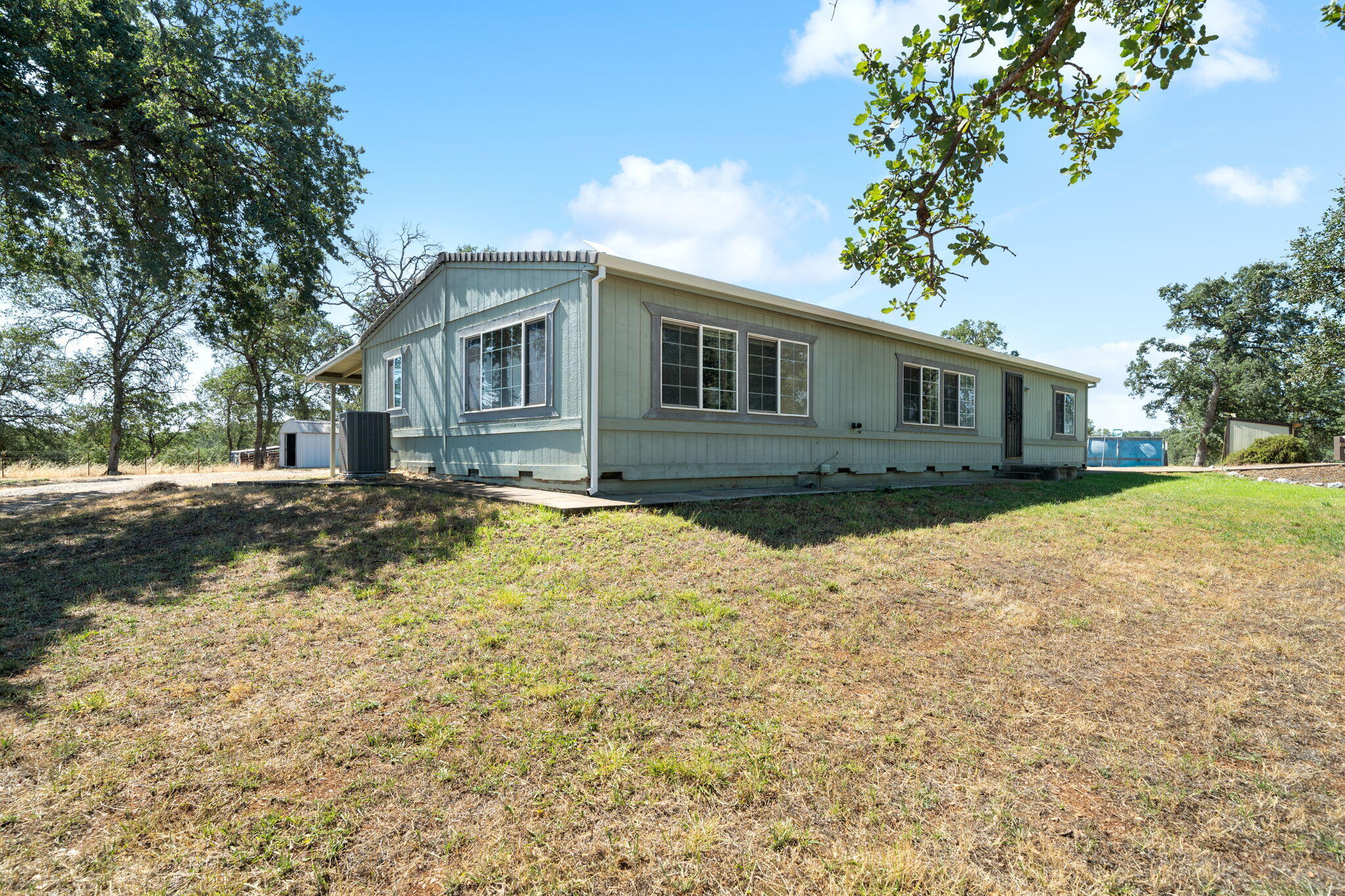 main property photo 37
