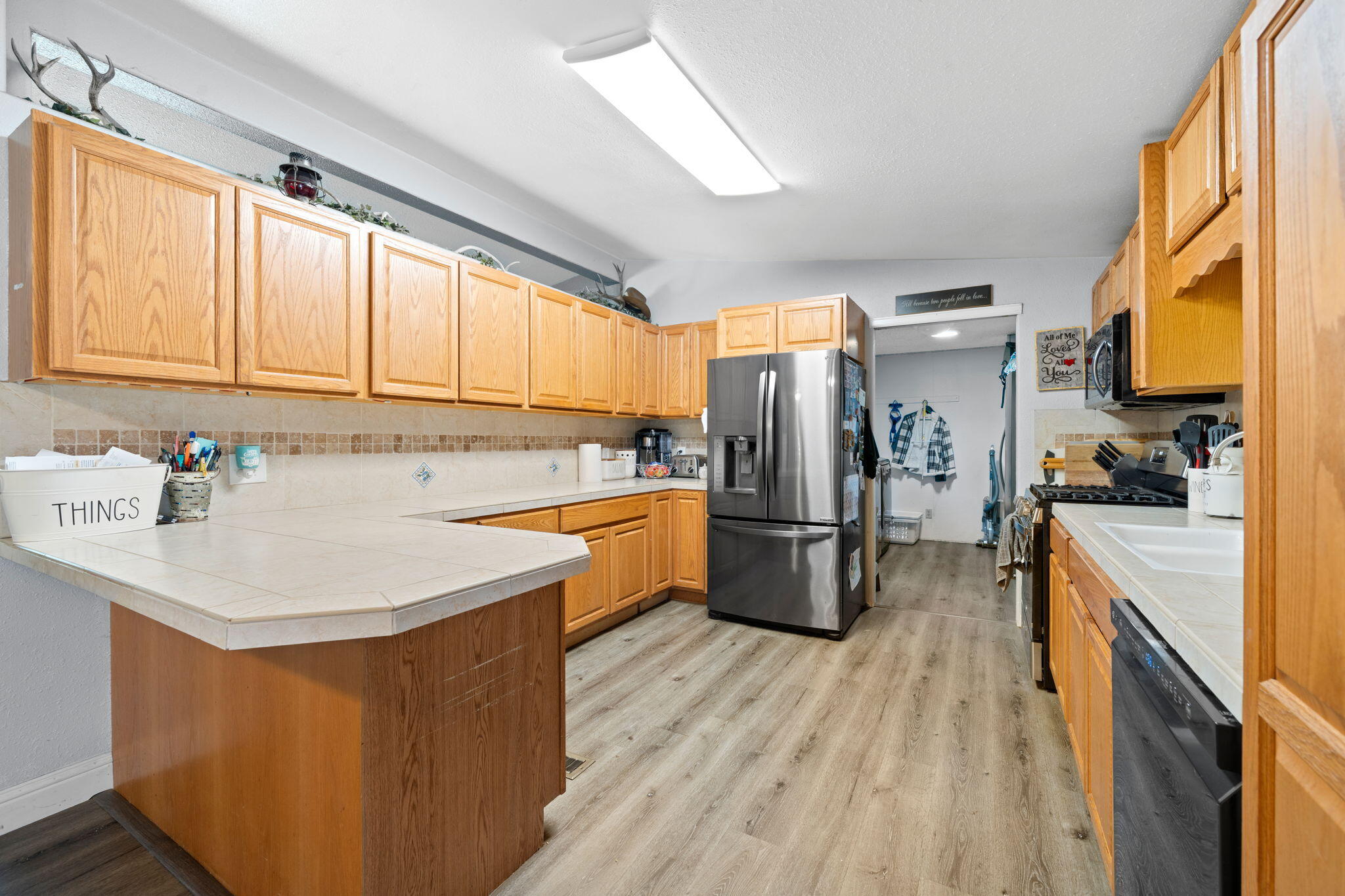 main property photo 5