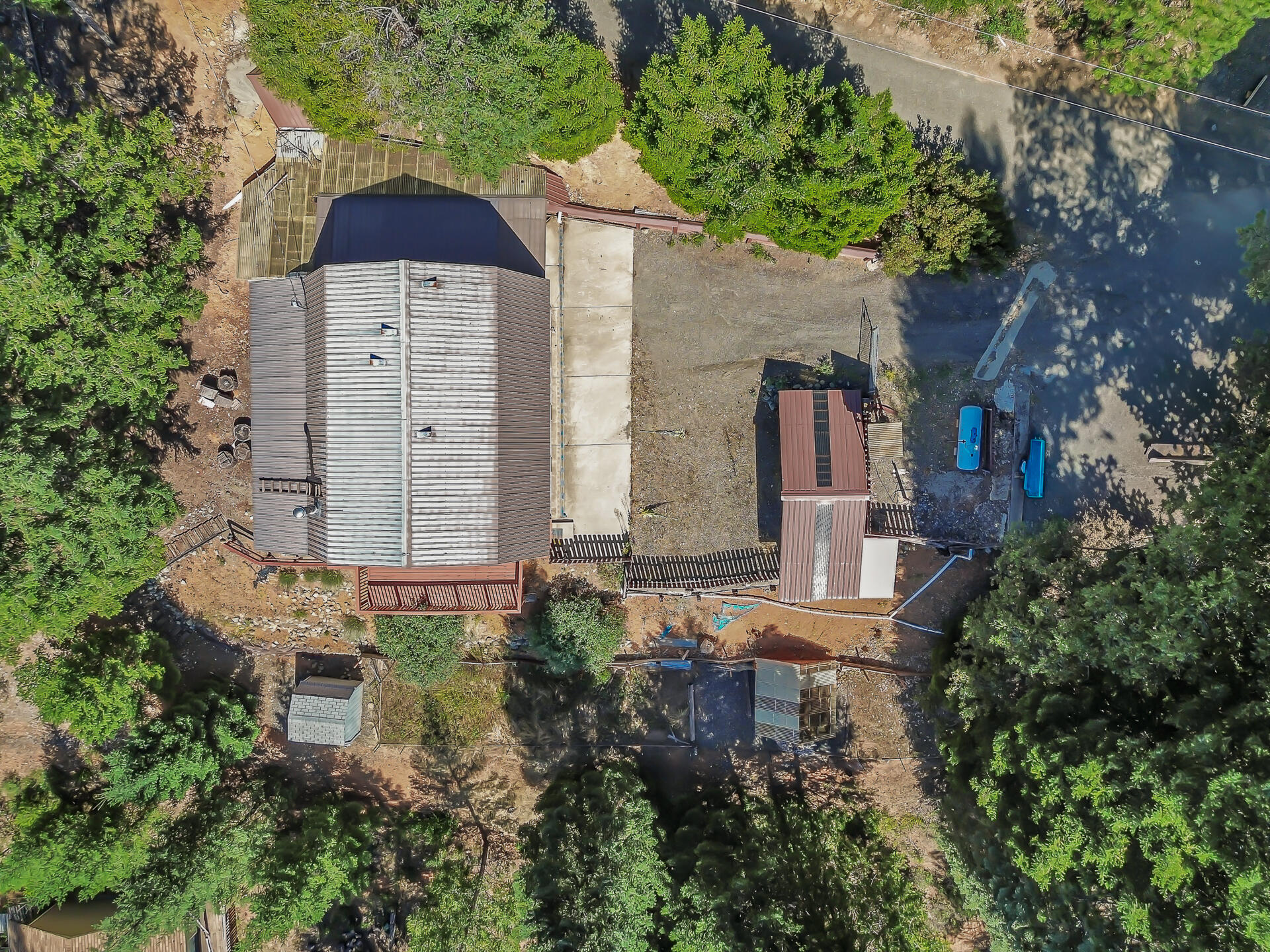 main property photo 47