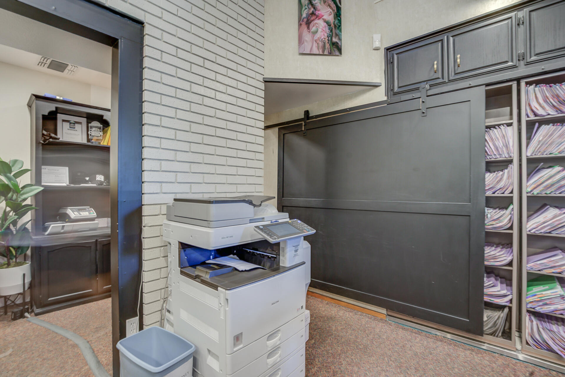 main property photo 31