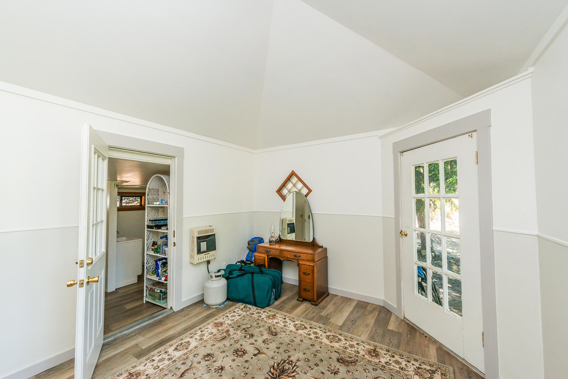 main property photo 64