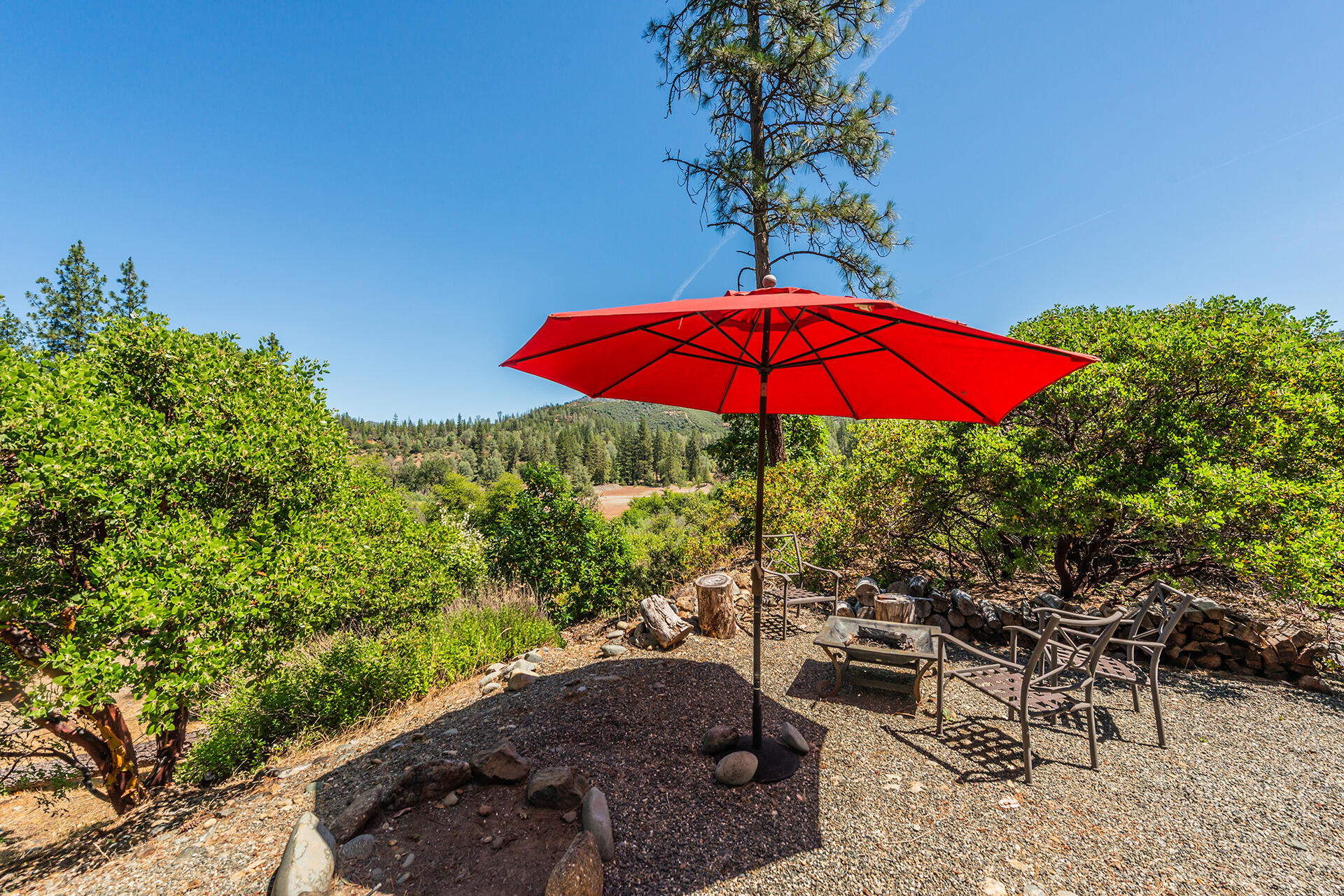 main property photo 80