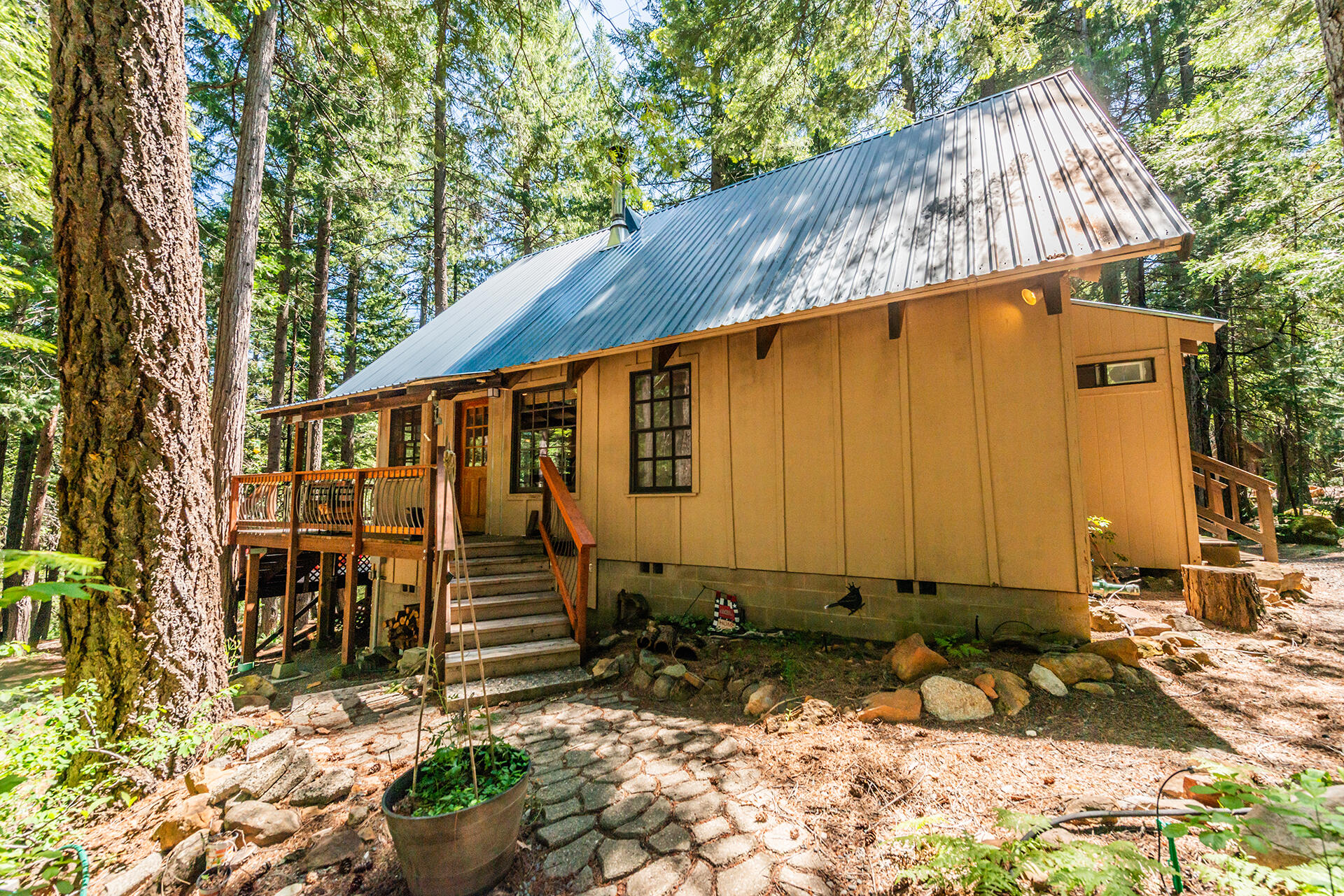 main property photo 51