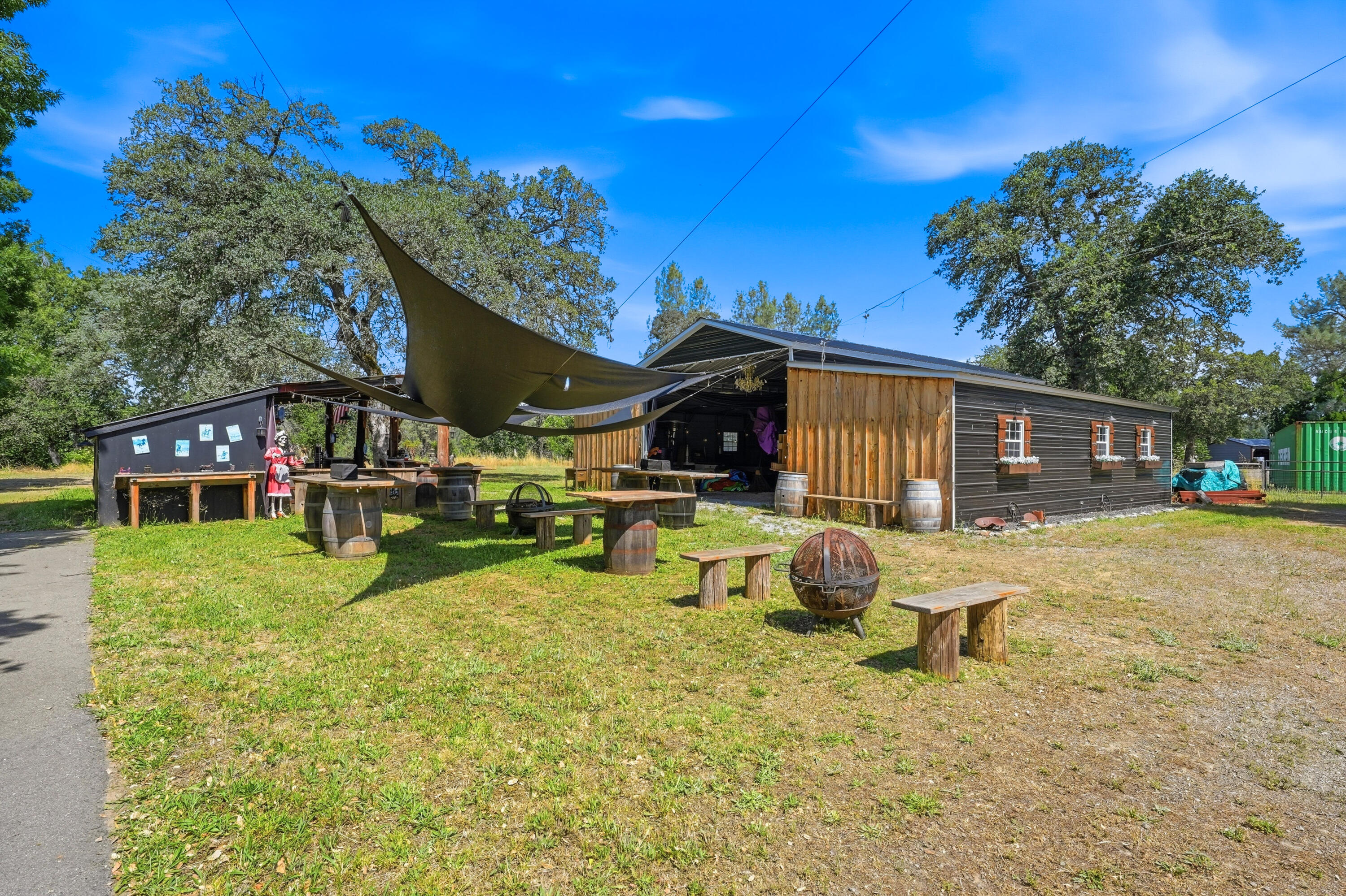 main property photo 54