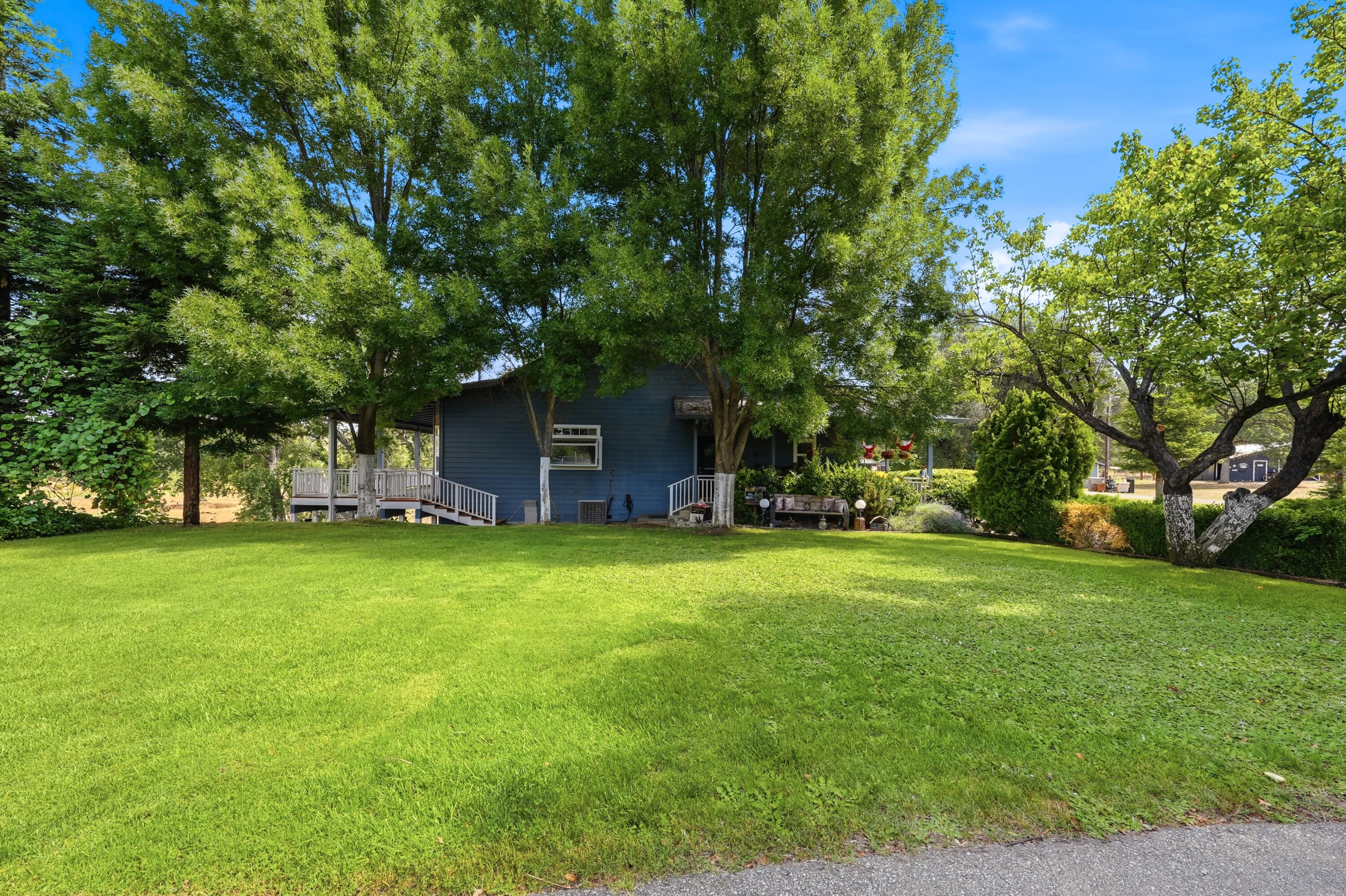 main property photo 67