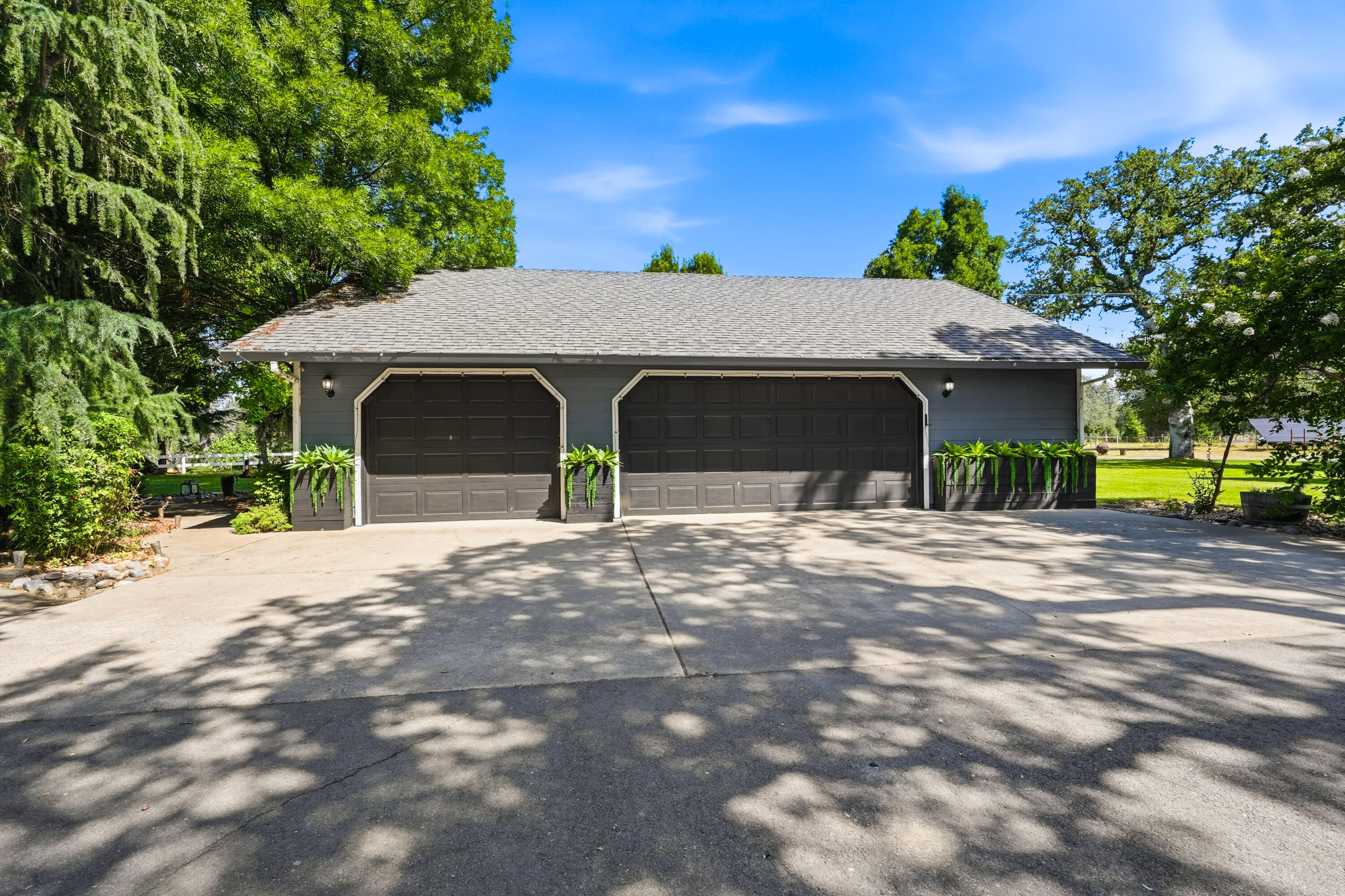 main property photo 69