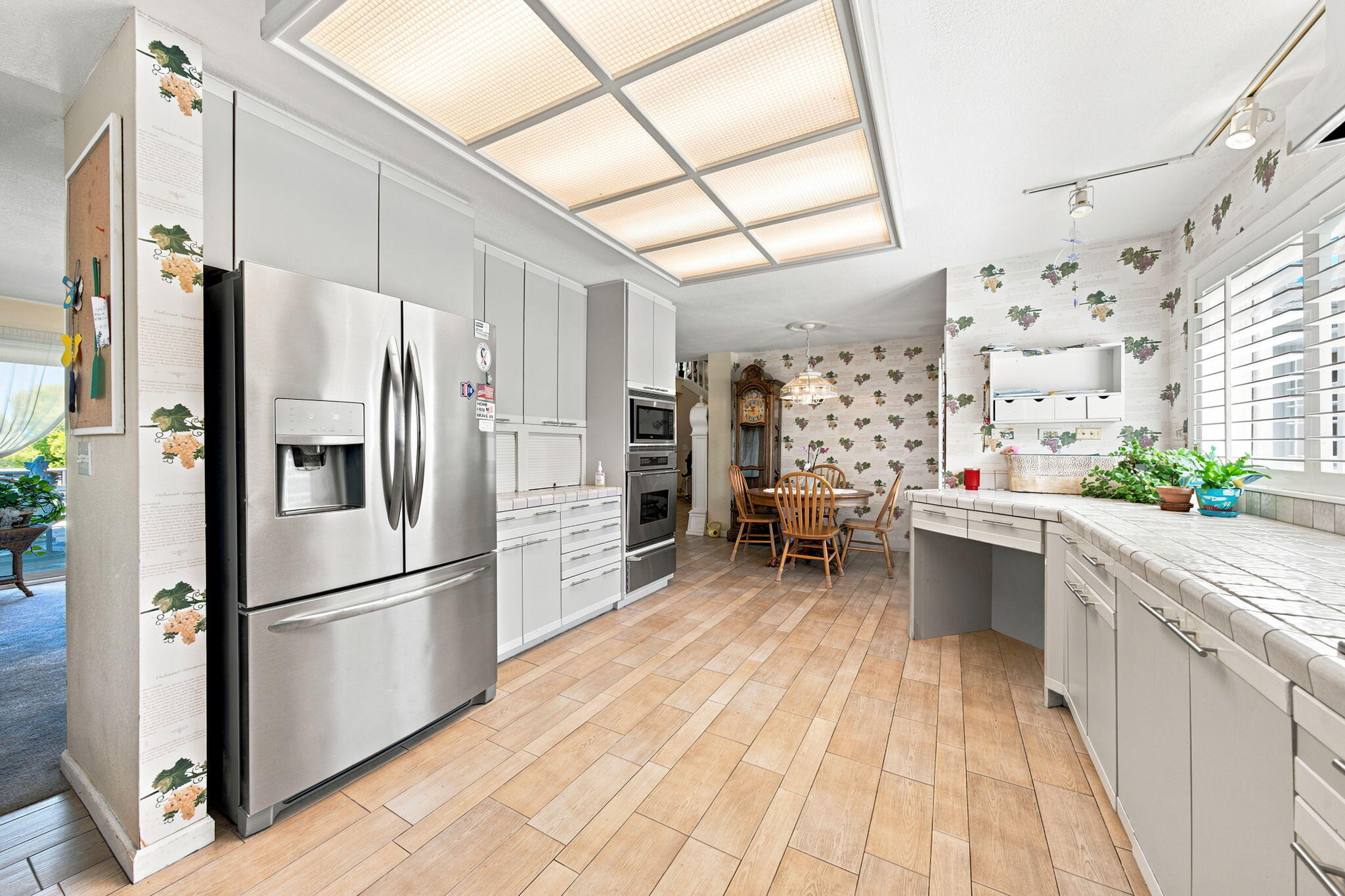 main property photo 15