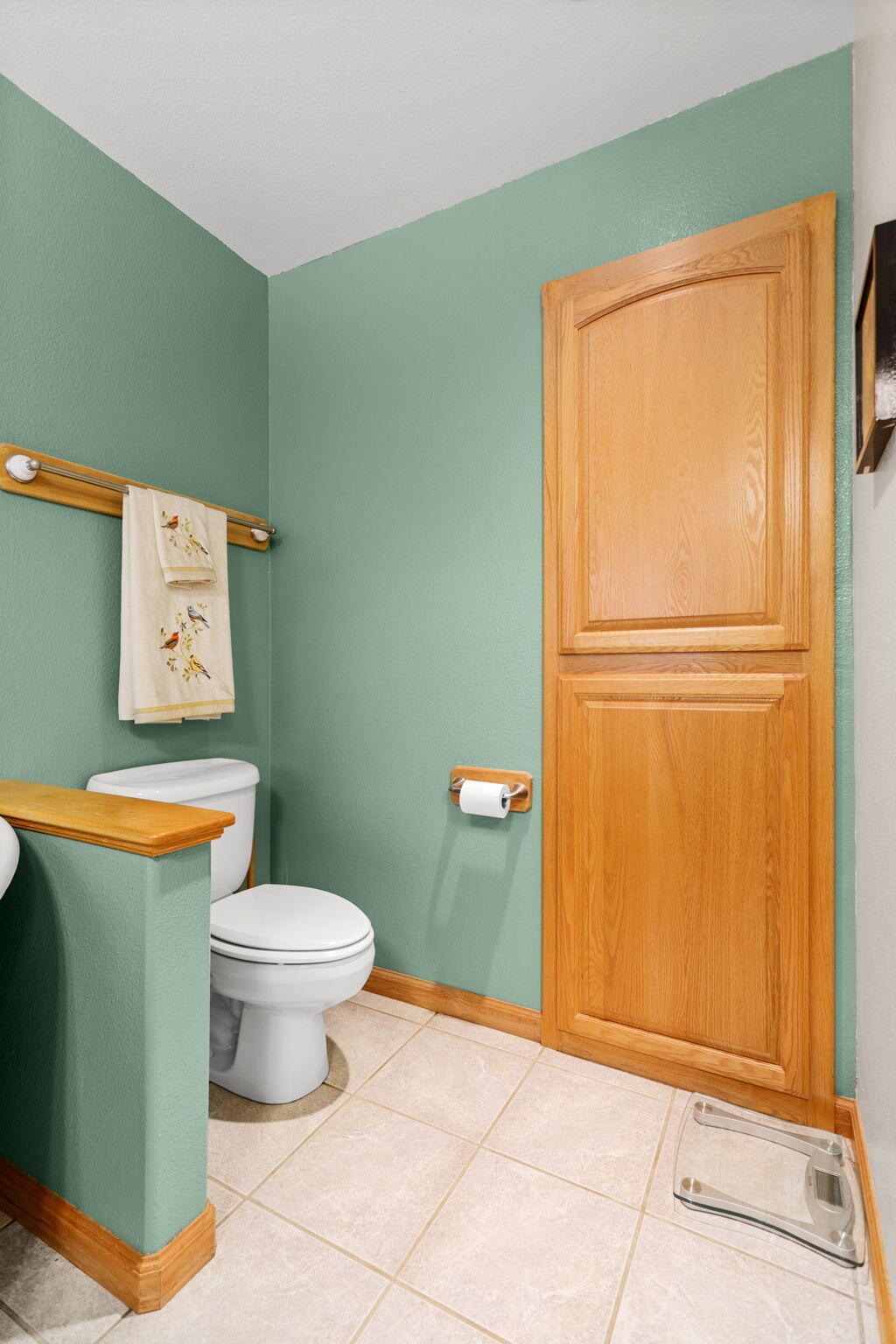 main property photo 28