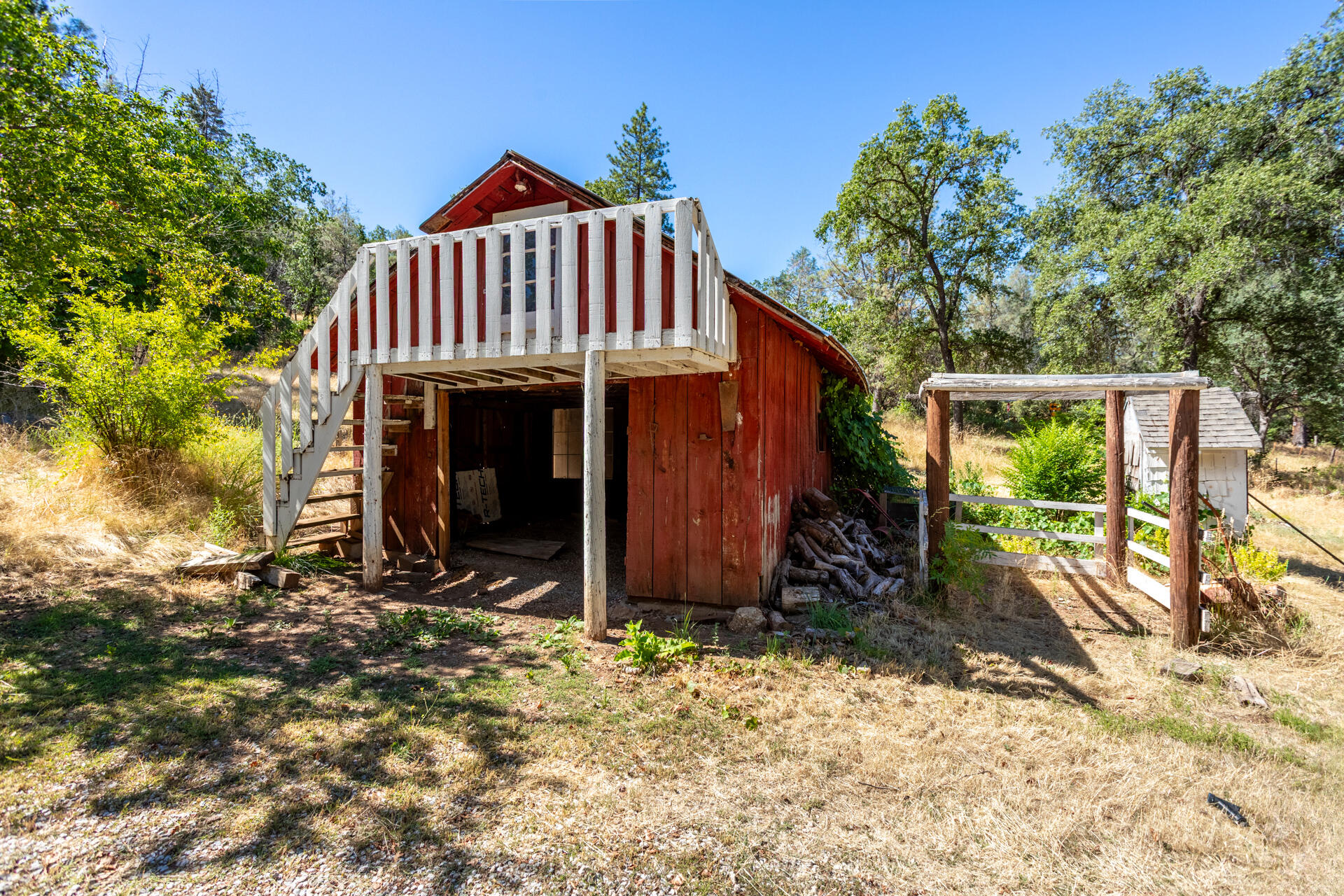 main property photo 26