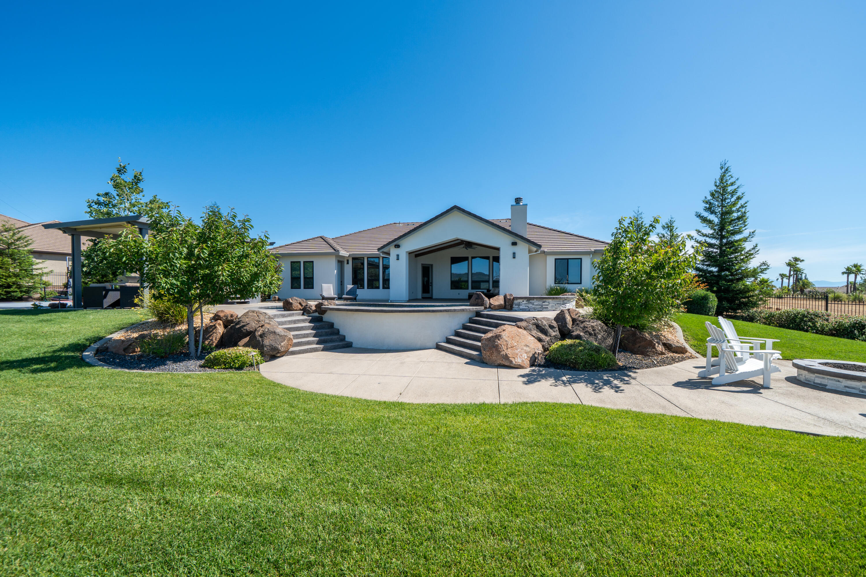 main property photo 58