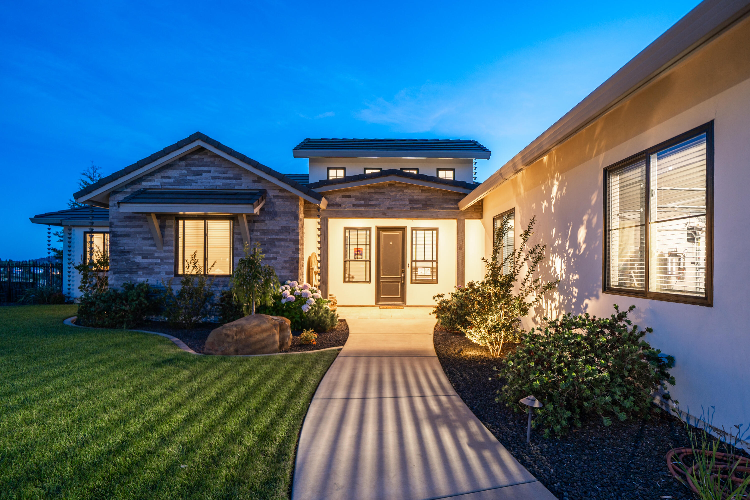 main property photo 63
