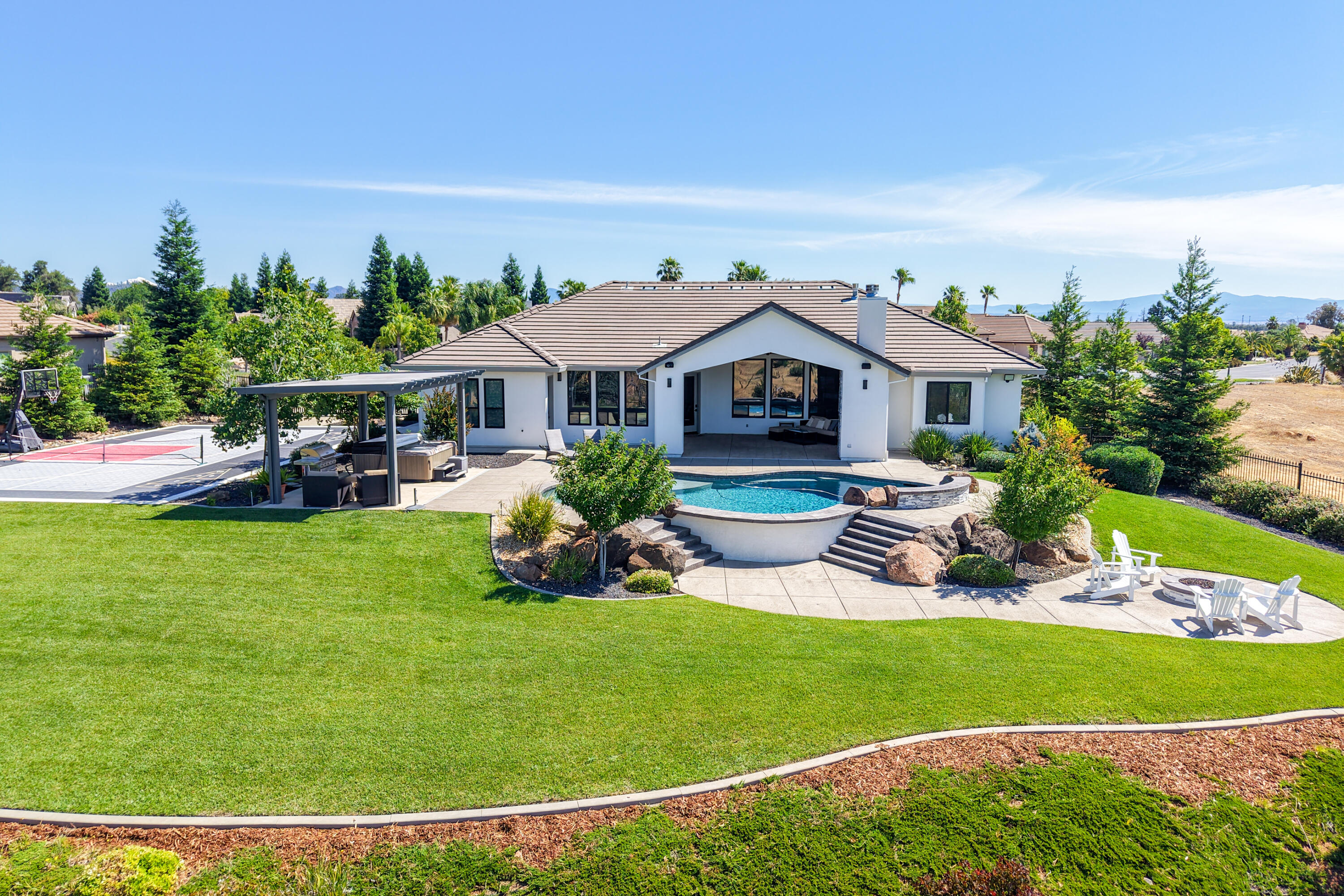 main property photo 70