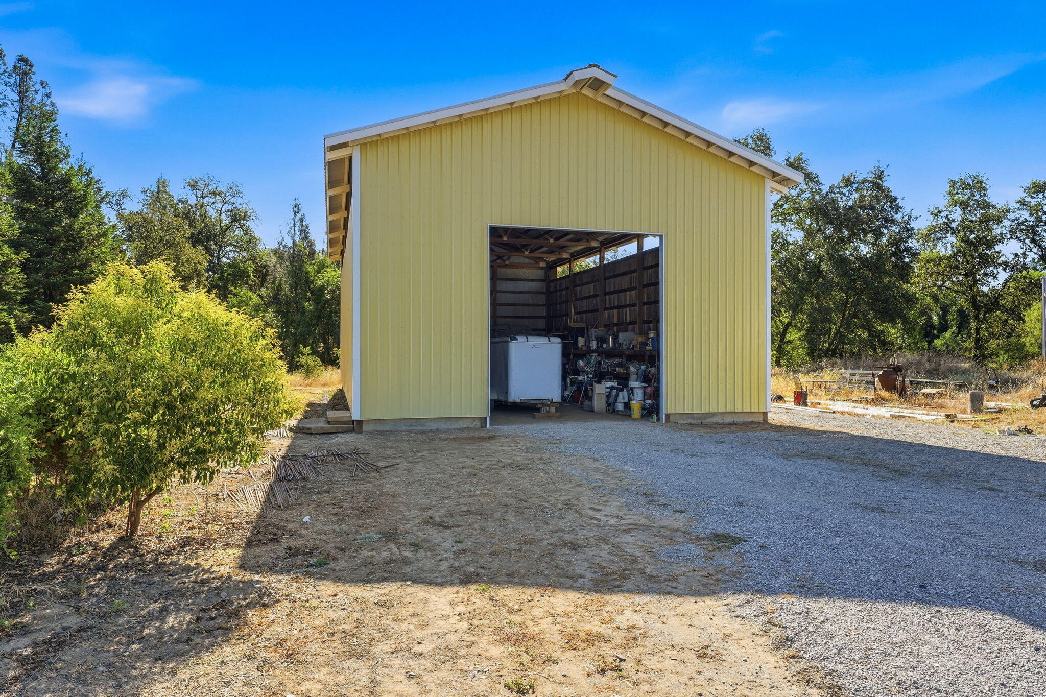 main property photo 21