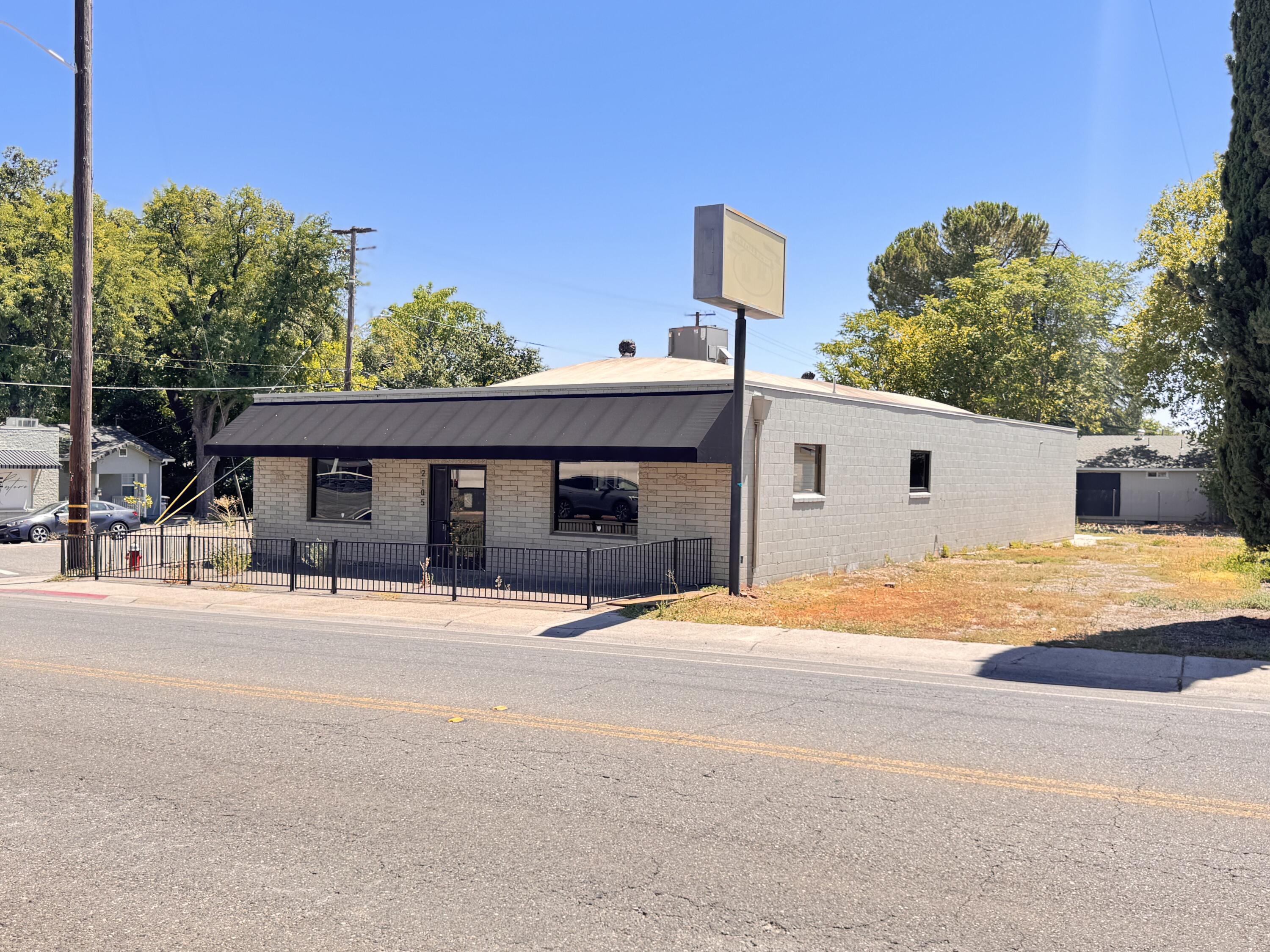 main property photo 2