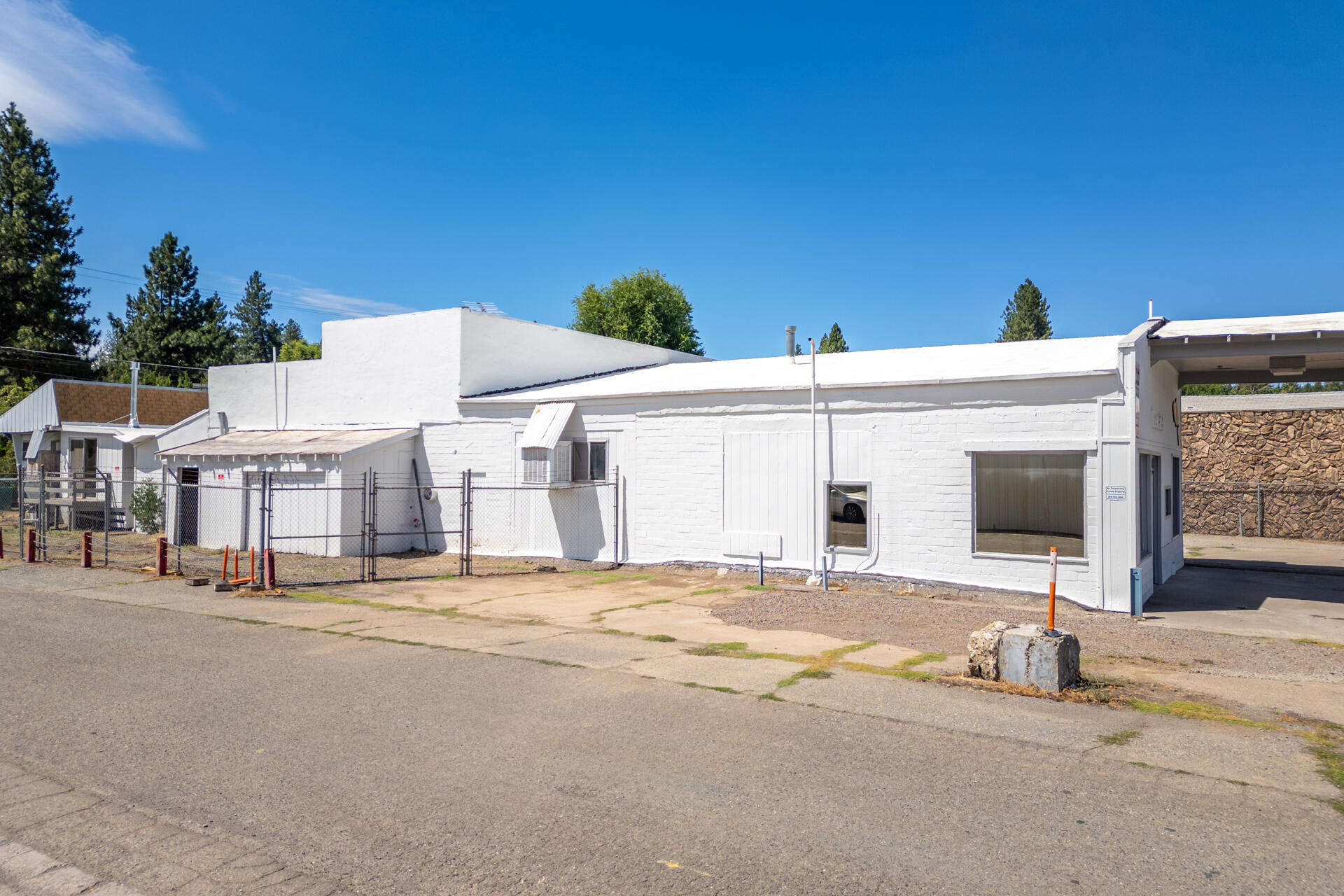 main property photo 45
