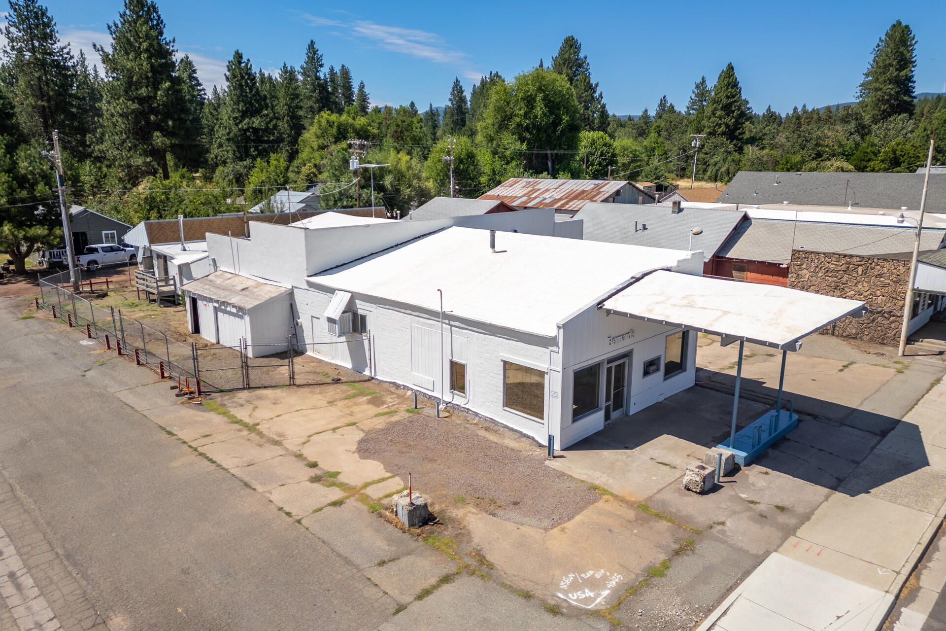 main property photo 47