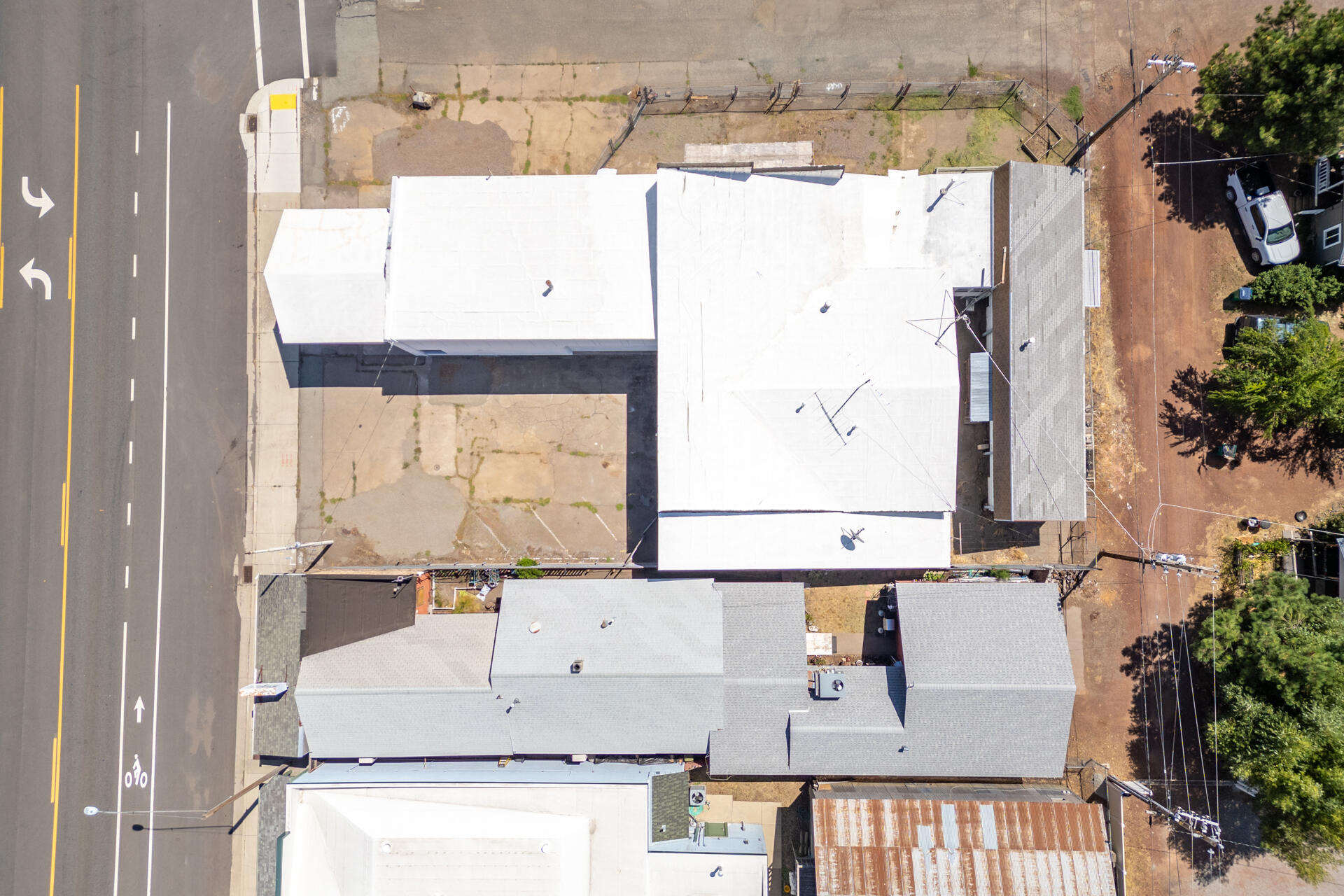 main property photo 49