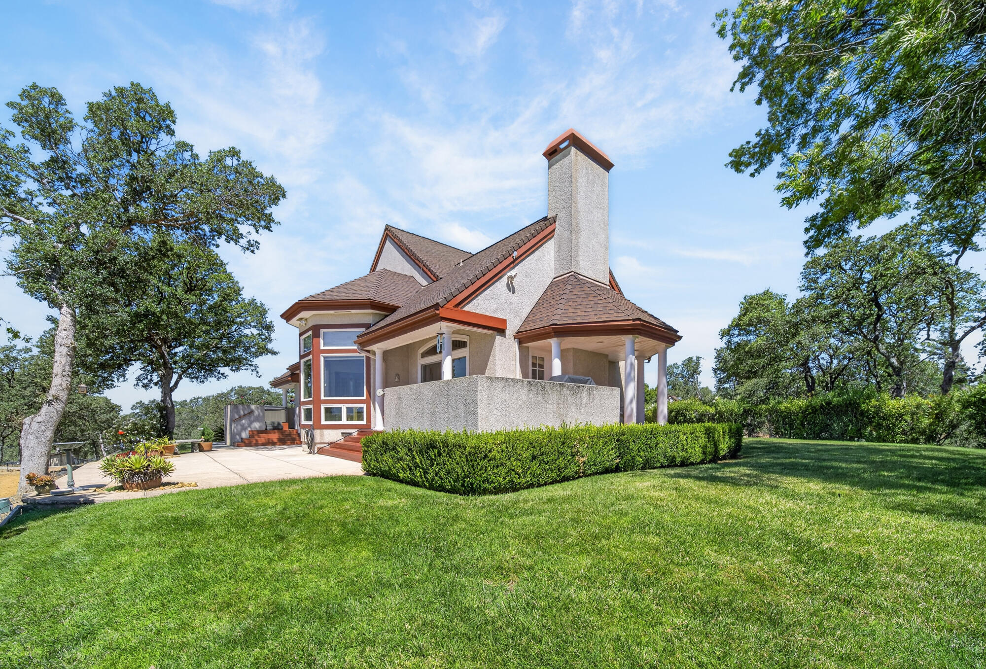 main property photo 31