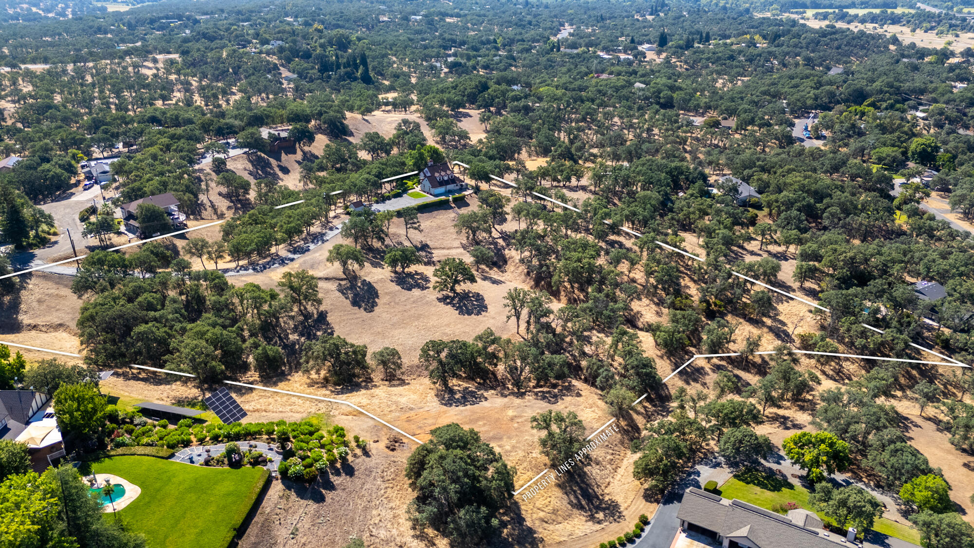 main property photo 45