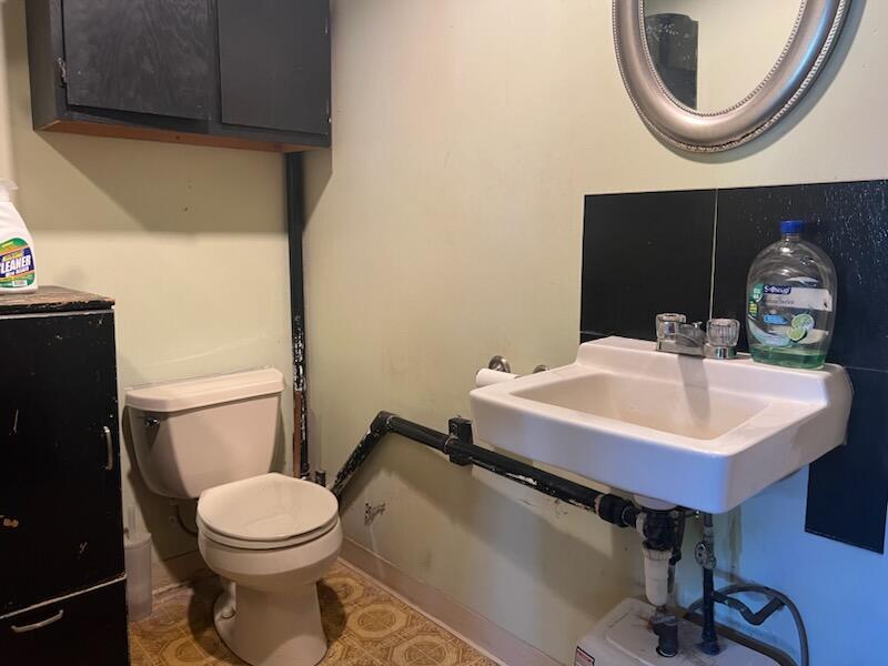 main property photo 28