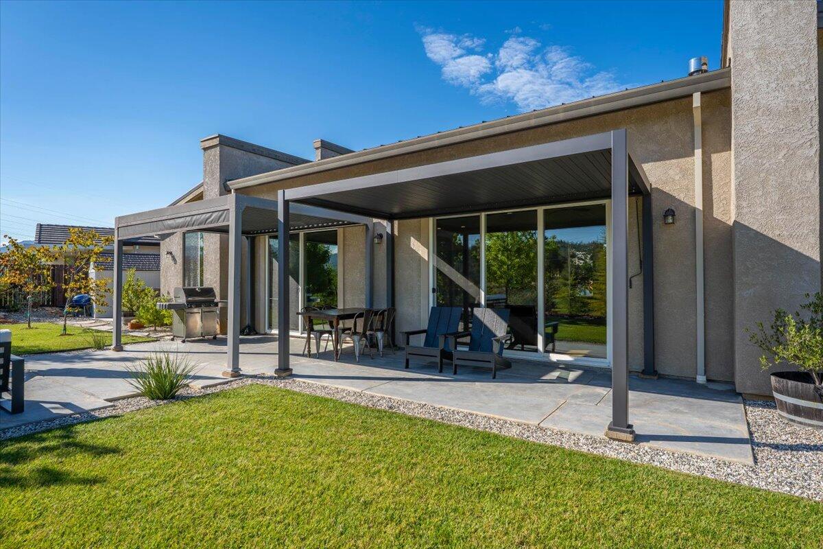 main property photo 56