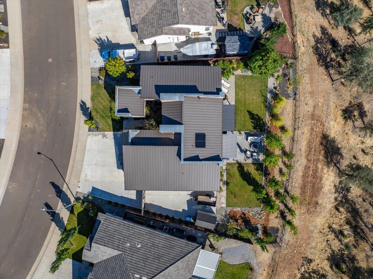 main property photo 67