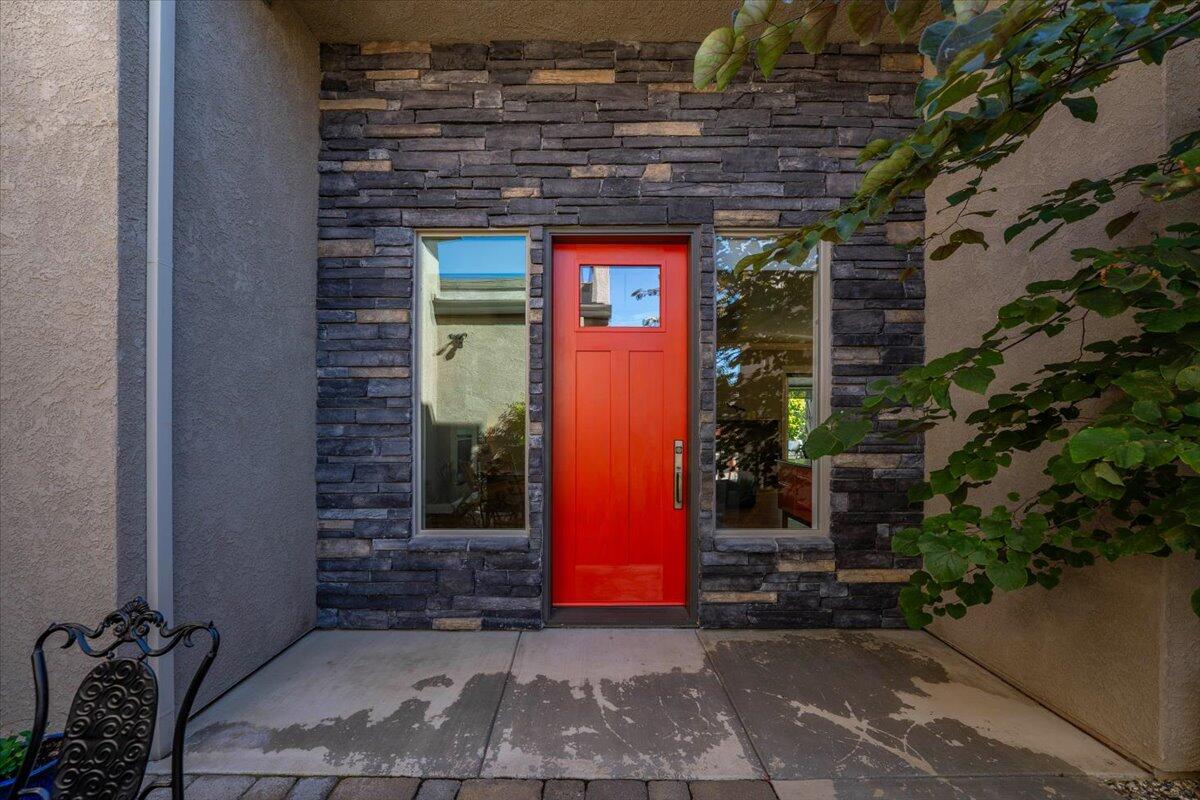 main property photo 75