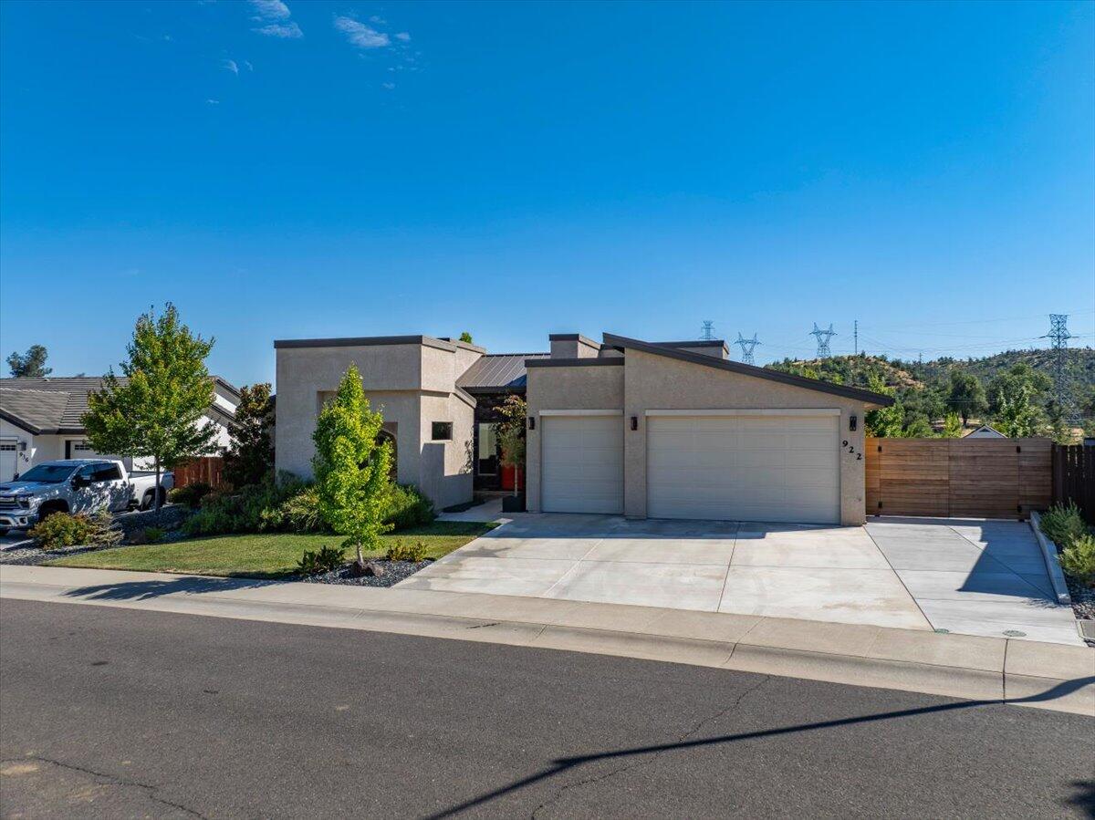 main property photo 77