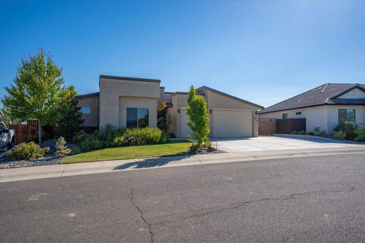 main property photo 79