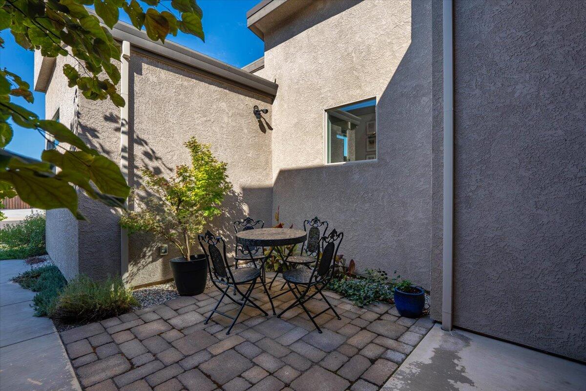 main property photo 81